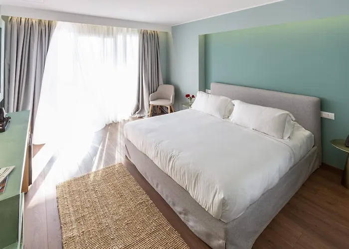 Hotel Vlora Priam, Affiliated By Melia
