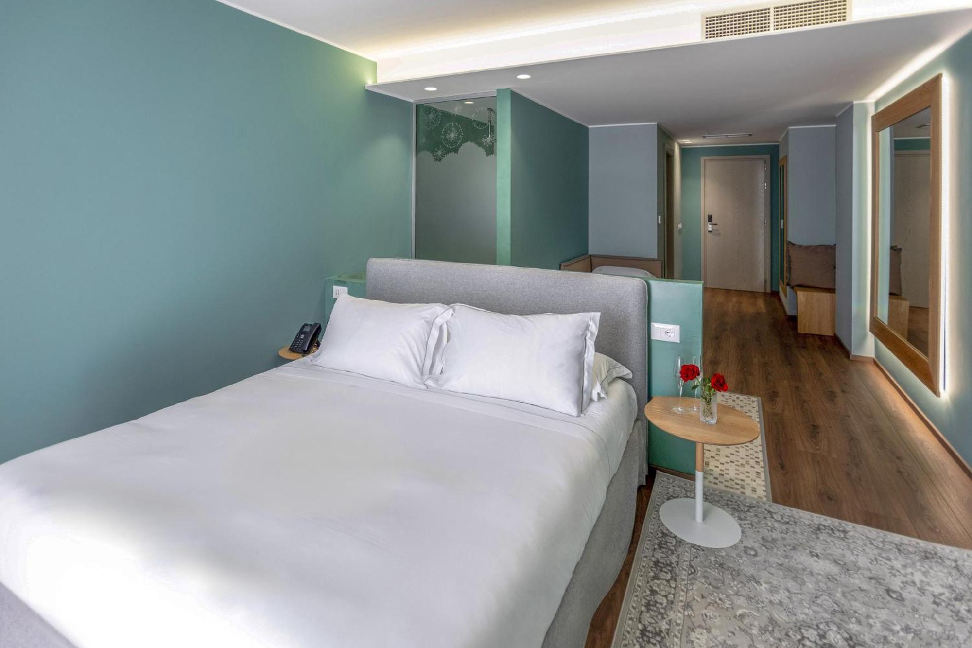 Hotel Priam, Affiliated By Melia